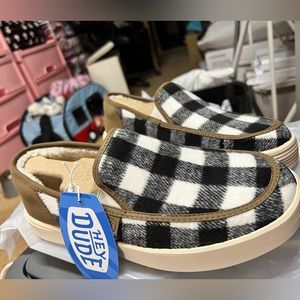 Hey dude sunapee black and white plaid slip on shoes.